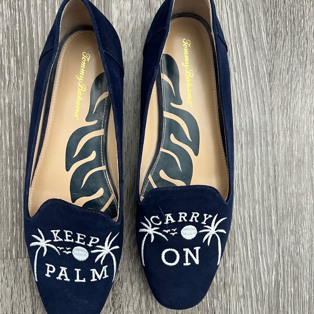 Tommy Bahama Navy Women's Loafers Keep Palm Carry On size 8